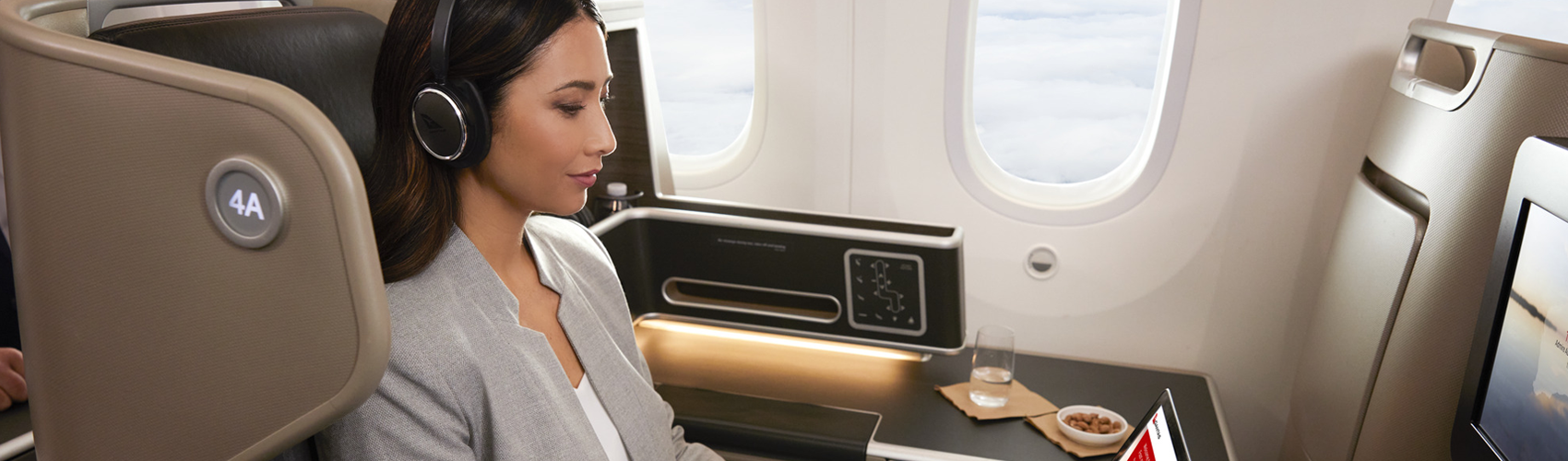 Full Width blog QF image Qantas Business Rewards loyalty program
